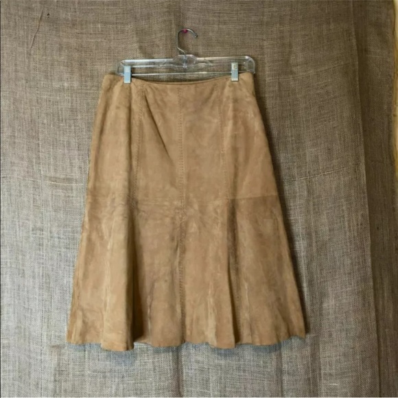 Vakko Dresses & Skirts - VS2 by Vakko Womens Skirt 6 100% Goat Suede Pleats Vakko Dresses & Skirts - VS2 by Vakko Womens Skirt 6 100% Goat Suede Pleats